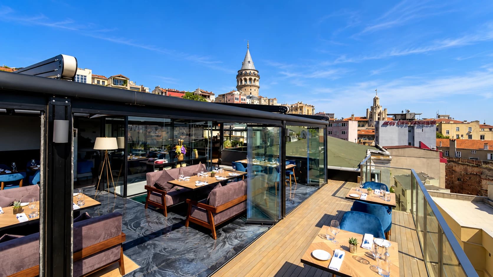 Flinta Cocktail Bar Rooftop Location