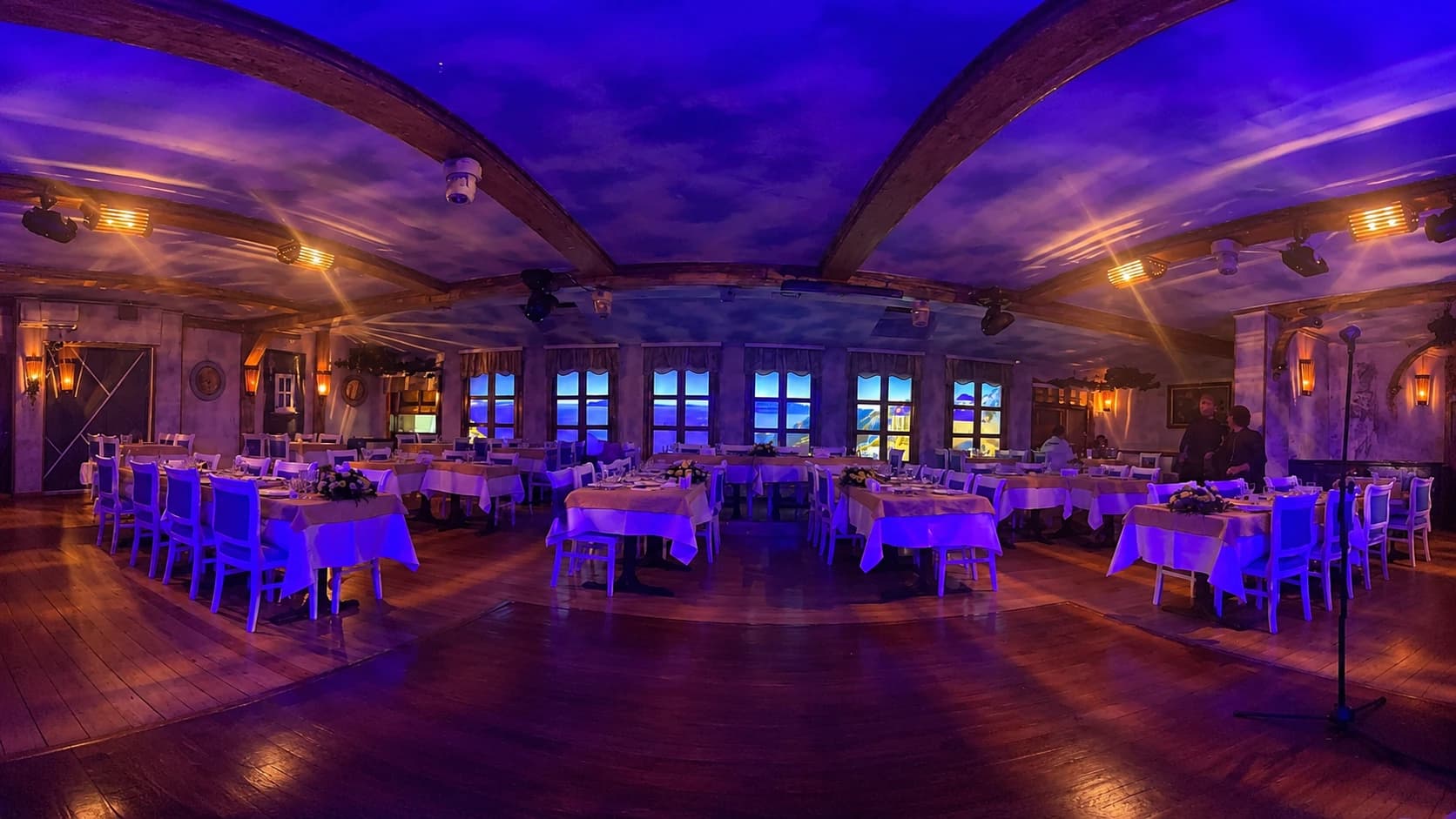 Zorba Taverna mekânı