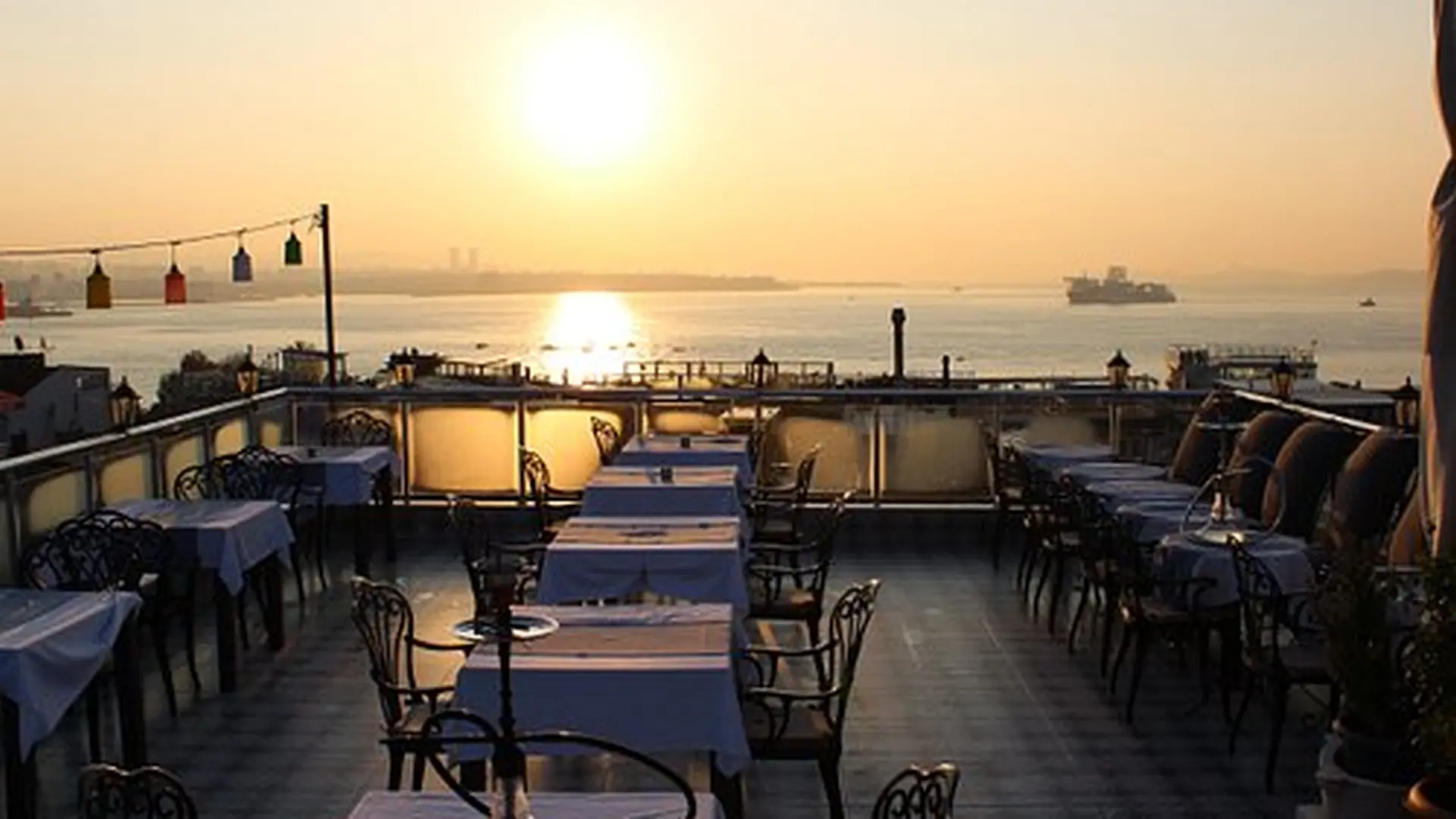 Ararat Terrace Restaurant & Rooftop