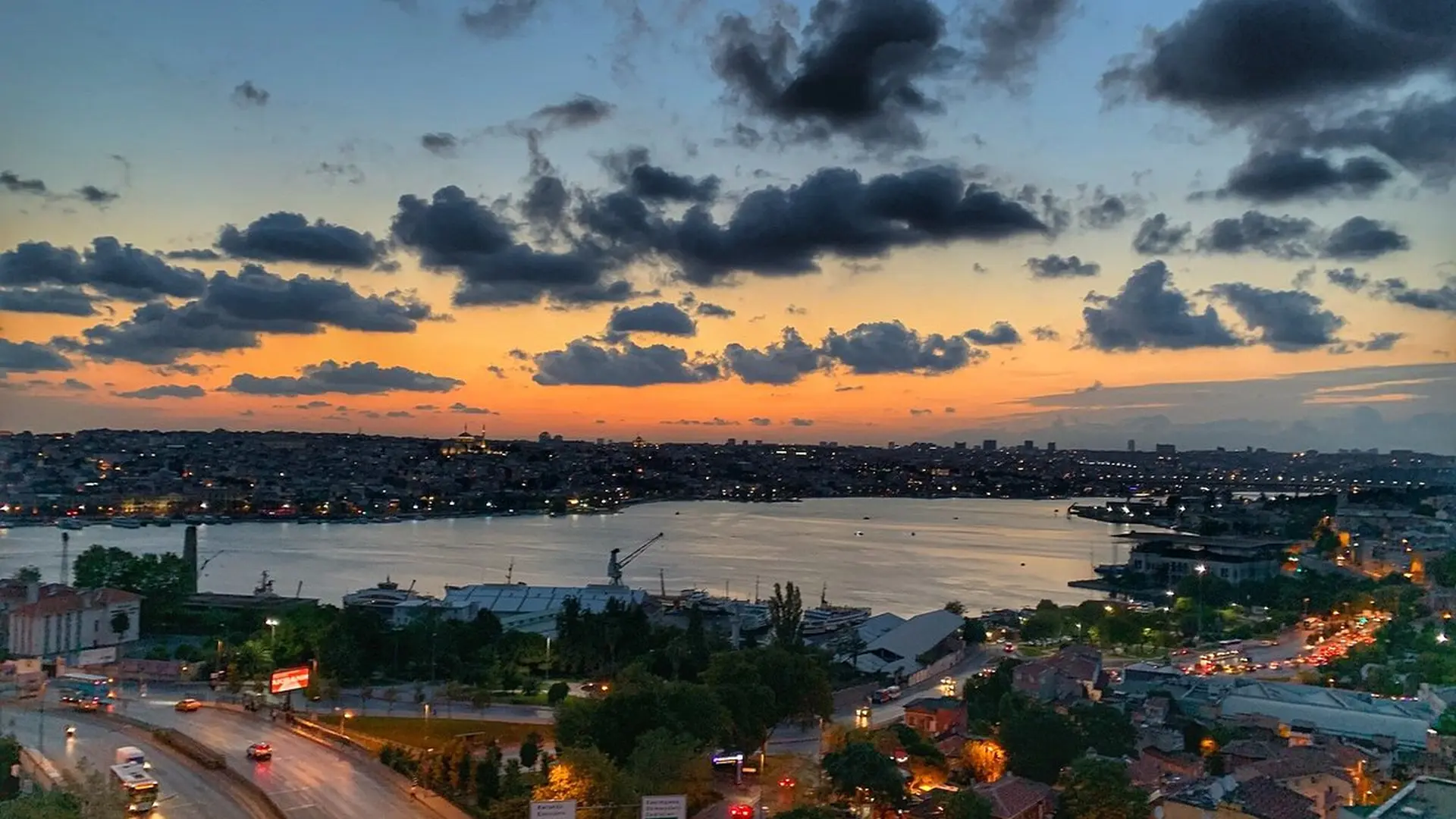 Monkey Istanbul mekânı