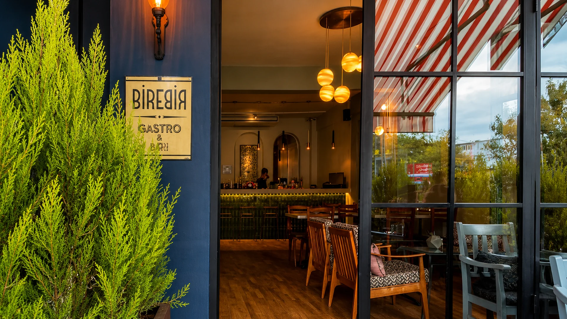 Birebir Gastro&Art mekânı