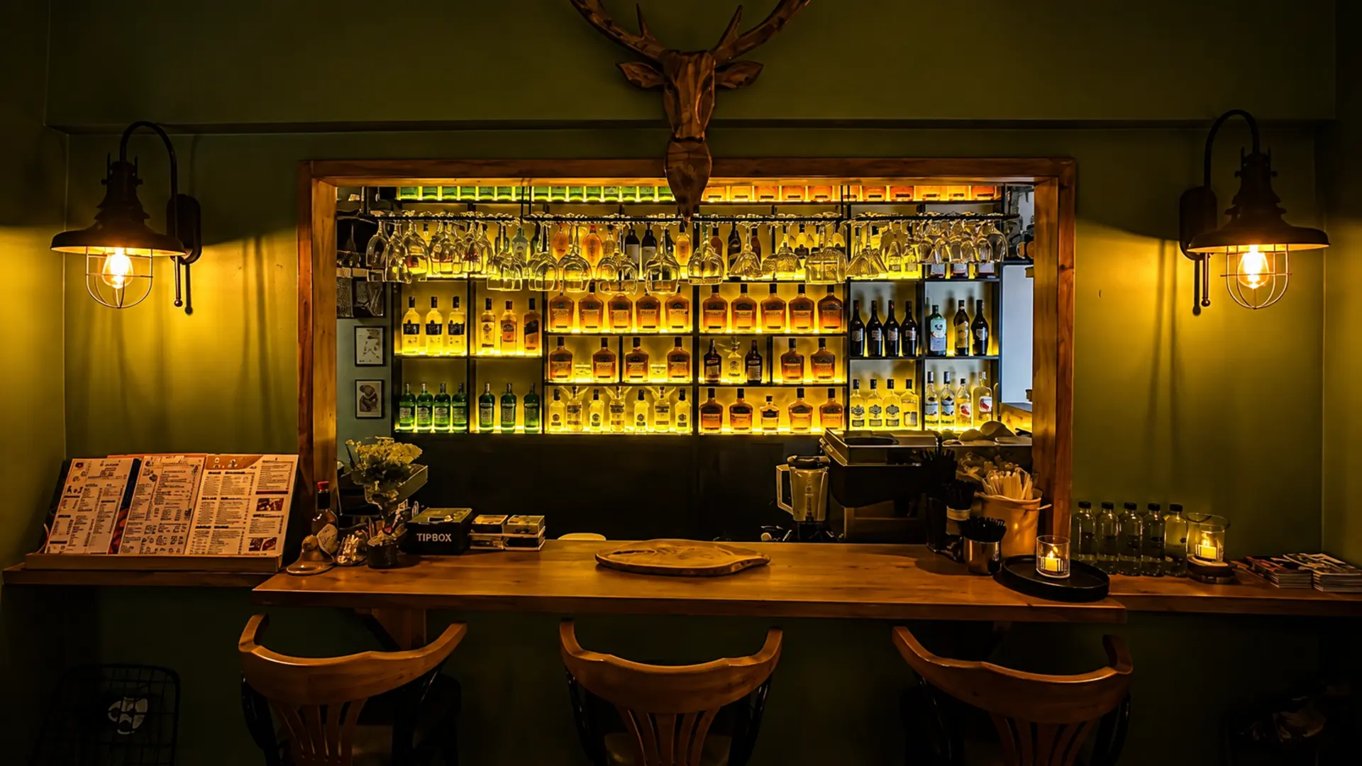 OMA Snacks & Bar mekânı