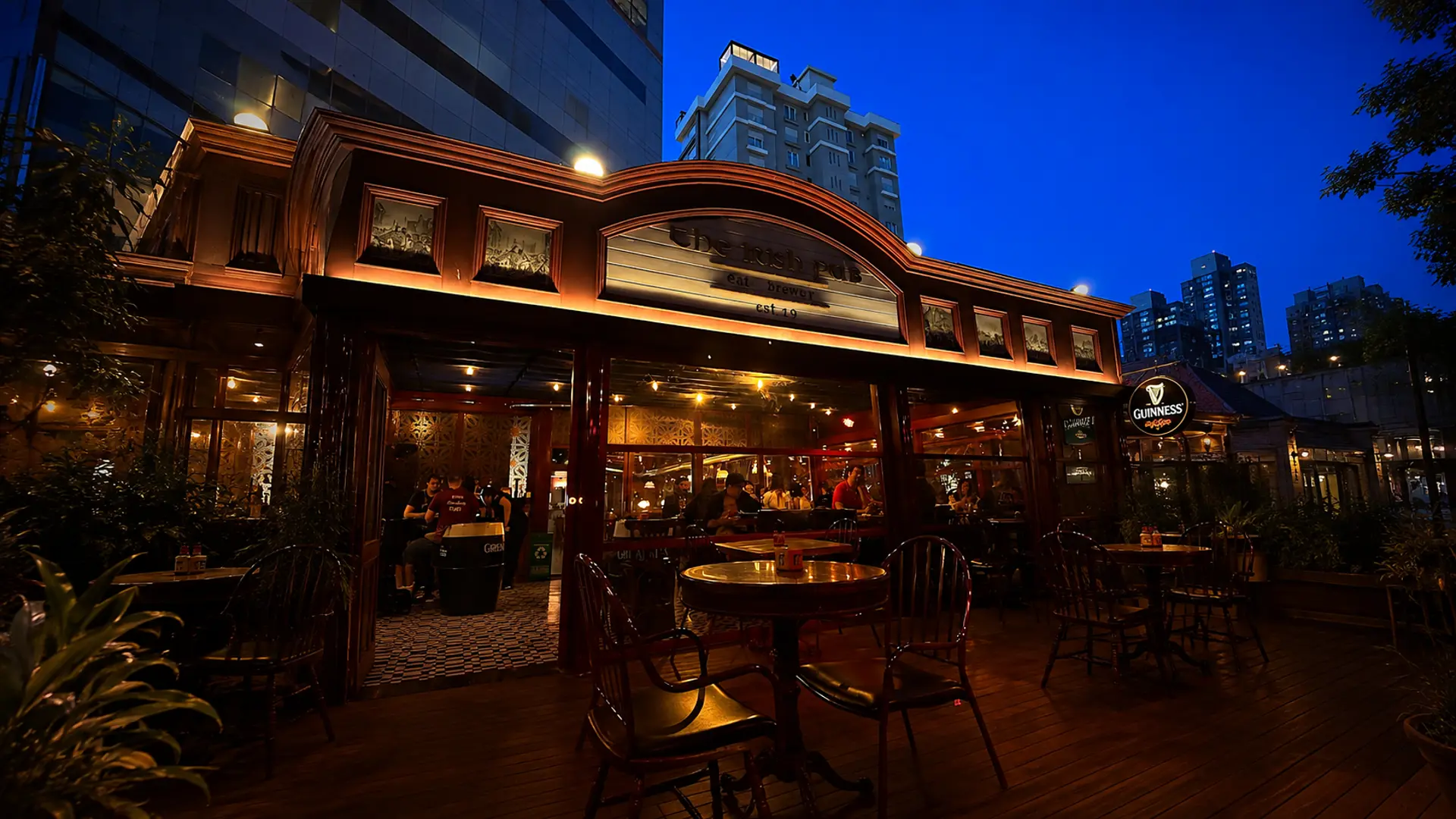 The Irish Pub CKM mekânı