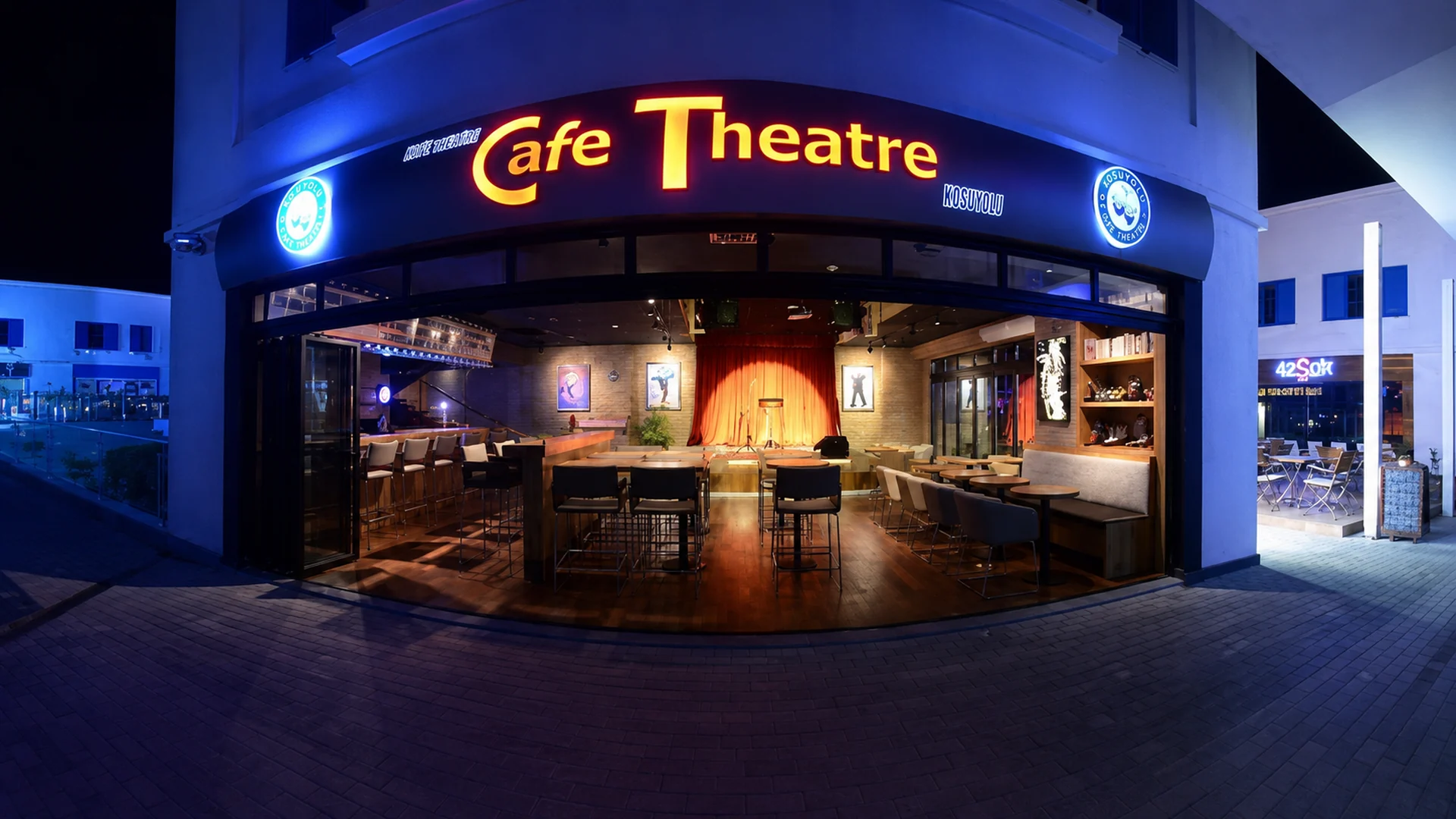 Cafe Theatre Koşuyolu
