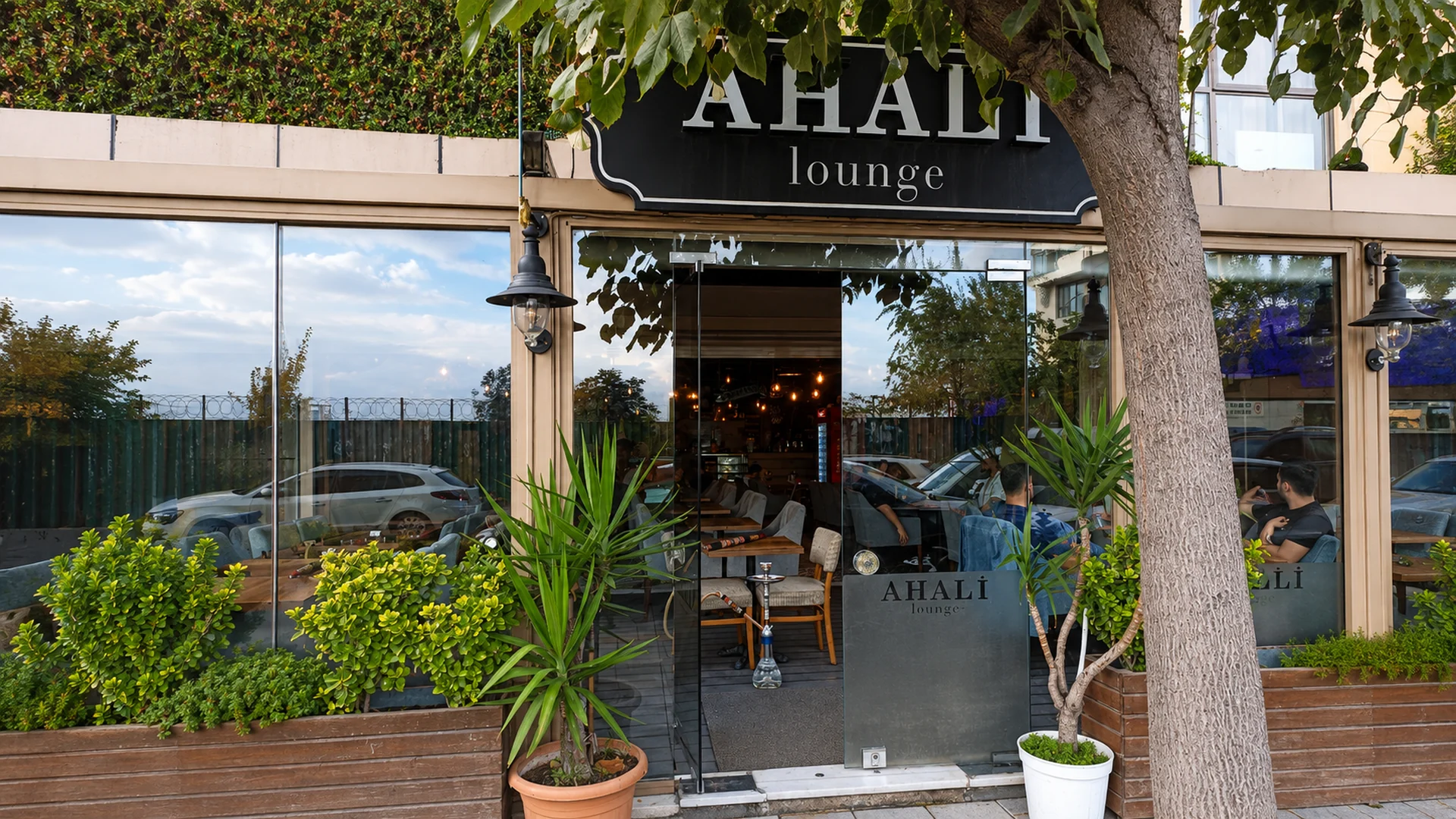 Ahali Lounge