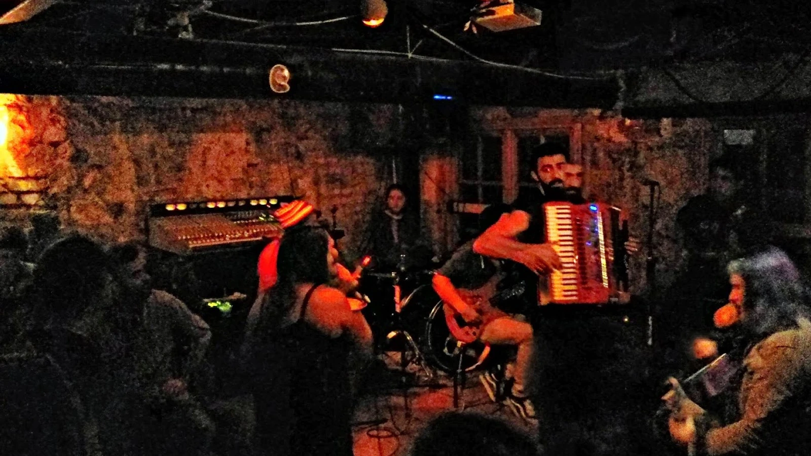 Arsen Lupen Taksim: Galeriebild 2